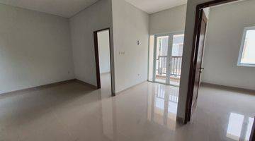 Gambar 4 Rumah Minimalis 2 Lantai di Bsd, Mp Residence