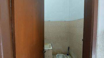 kamar mandi rumah tki 3 dekat dengan