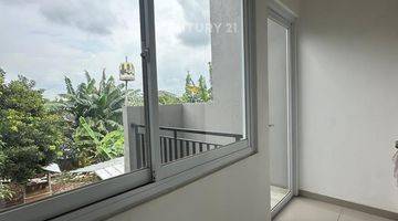 Gambar 4 Dijual Rumah 2 Lantai Di Anabuki Residence Gunung Putri