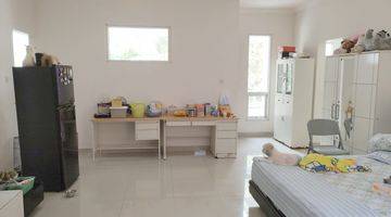 Gambar 5 Rumah 2 Lantai Bagus Furnished SHM di Duri Kosambi, Jakarta Barat