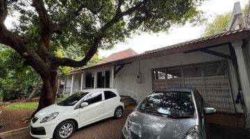 Gambar 1 Dijual Rumah 2 Lantai di Menteng Jakarta Pusat