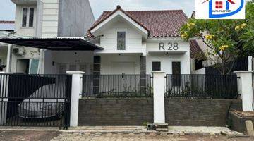 Gambar 1 Rumah Cantik Siap Huni 2 Lantai Didalam Cluster Elite Raffles Hills Cibubur