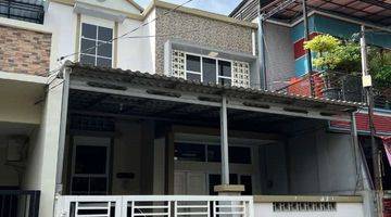 Gambar 1 Rumah 2 Lantai Baru Furnished SHM di Harapan Indah 1, Bekasi