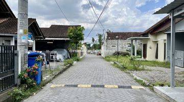 Gambar 3 Rumah Luas Dekat Kampus Uii di Jl Kaliurang Km 13, Sleman