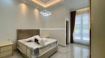 Gambar 5 Rumah Baru Full Furnished Dalam Perumahan di Jl Kaliurang Km 8,5