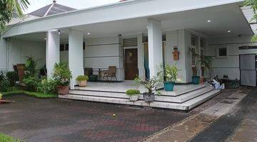 Gambar 2 RUMaH PUSAT KOTA SURABAYA JL.KAPUAS SELANGKAH MENUJU JL. RAYA DARMO