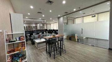 Gambar 5 Jual Office Soho Capital Furnish 170m2 , Jakarta Barat