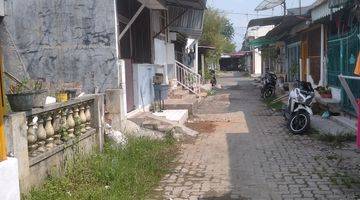 Gambar 3 RUMAH MINIMALIS DALAM KOMPLEK