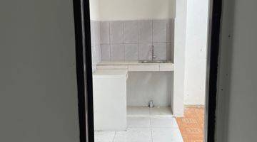 Gambar 5 Rumah 1 lantai di Atedja Town House Cihanjuang Jual Cepat