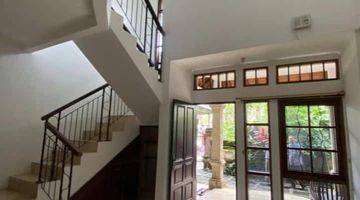 Gambar 5 Rumah Semi Furnished 2 Lantai 4+1 Kamar Puri Gading Jimbaran Kebun Carport