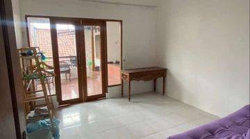 Gambar 1 Rumah Semi Furnished 2 Lantai 4+1 Kamar Puri Gading Jimbaran Kebun Carport