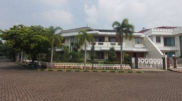 Gambar 1 Dijual Rumah mewah 2 lantai dengan harga Competitif di Tampak Siring Kelapa Gading, Jakarta Utara.