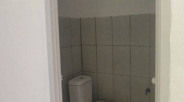 kamar mandi rumah 1lantai dekat bandara soetta