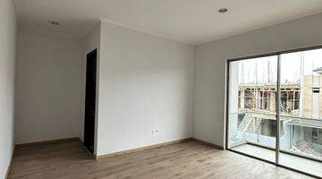 kamar tidur disewakan rumah 10x15 golf island