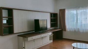 ruang tamu disewa rumah full furnish pantai