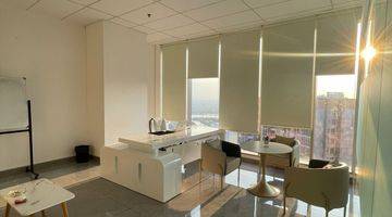 ruang tamu gold coast office pik liberty
