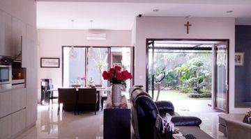 Gambar 5 Rumah 2,5 Lt Semi Furnished di De Park Heliconia Bsd, Tangerang