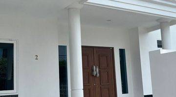 Gambar 1 Rumah Rapi Siap Huni Posisi Huk Cls Pinus, Taman Royal, Cipondoh