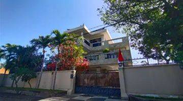 Gambar 1 Rumah Semi Villa Dekat Pantai Sanur Pemandangan Pantai