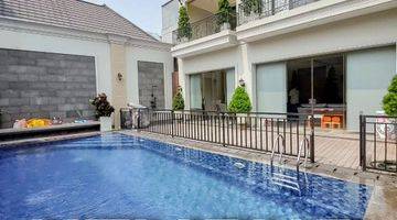 Gambar 1 LUXURY CLASSIC HOUSE, KEMANG, JAKARTA SELATAN