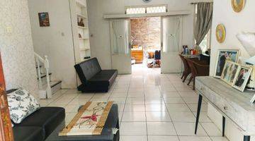 Gambar 2 Rumah Murah 2 Lantai Bagus Furnished SHM di Margahayu, Bandung