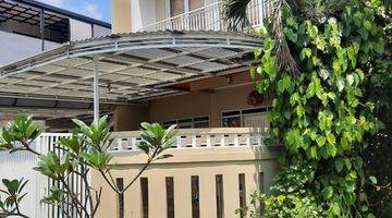 tampak depan di jual rumah bagus 2