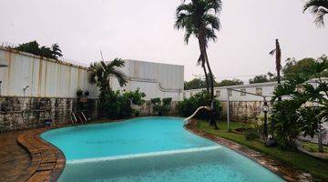 Gambar 3 Rumah Modern Furnish Private Pool Pondok Indah Jaksel 