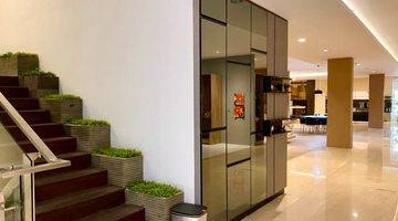 Gambar 2 Showroom Bagus di By Pass Ngurah Rai, Denpasar Bali