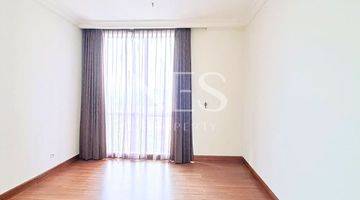 Gambar 4 Jual Termurah Pakubuwono View 3 Br, 196 Sqm, Semi Furnished