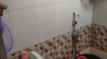 Gambar 3 Rumah 2 Lantai Semi Furnished SHM di Ciledug, Tangerang