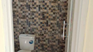 kamar mandi rumah 1 lantai siap huni