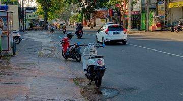 Gambar 5 Ruko 3 lantai di Tembalang 