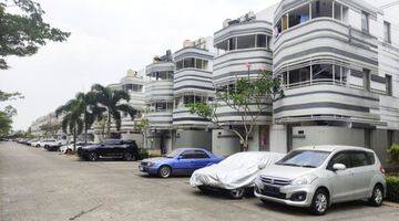 Gambar 3 Dijual Rumah Mungil Cantik di Vanya Park Bsd