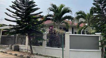 Gambar 1 Dijual Rumah Cantik Komplek Graha Cinere 