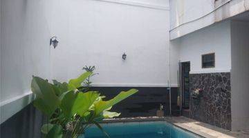 Gambar 4 Dijual Rumah Cantik 2 Lantai di Jl. Mampang Prapatan X,  Jakarta Selatan 