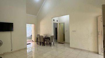 Gambar 1 Disewakan Rumah Purimas Rungkut Full Furniture 