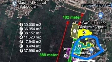 Gambar 4 Rumah 3 Lantai View Danau Di Kota Baru Parahyangan