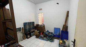 Gambar 3 Rumah di pusat kota di Taman Cibaduyut Indah