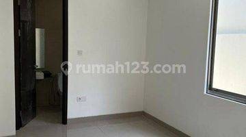 Gambar 3 Sewa Murah Rumah Pik2 4 Kamar 10x15 2 Lantai di Tahap 1 Bagus