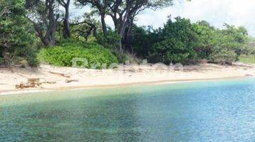 Gambar 5 LAND WITH A BEACHFRONT IN BEAUTIFUL SEBABI ISLAND NEAR LABUAN BAJO