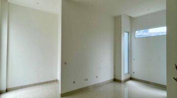 Gambar 5 DIJUAL RUMAH BANGUNAN MANDIRI CLUSTER SCARLET SPRING GADING SERPONG