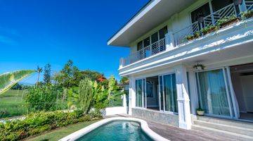 Gambar 3 Rice Paddy View American Classic 5 Bedroom Villa In Berawa Canggu