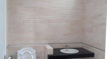 kamar mandi jual rumah baru di singgasana
