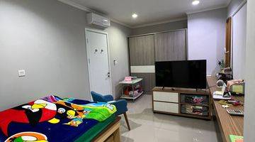 Gambar 4 Rumah Cantik 2 Lantai Full Renov Dan Full Furnish  Rumah