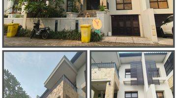 Gambar 2 Rumah Dijual Cepat. Dalam Townhouse dengan Konsep Villa