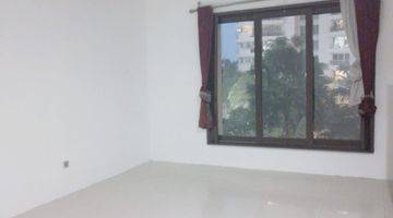 Gambar 5 Great Deal Town House Springhill Golf Residence, Kemayoran Jakarta Utara 