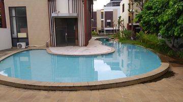 Gambar 1 Townhouse Nyaman Di Coasta Villa, Ancol