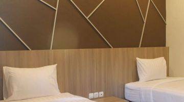 kamar tidur hotel baru pantai kuta lombok,