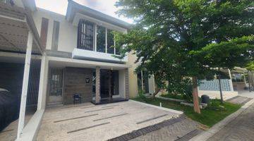 Gambar 1 Rumah full furnish Northwest Park lake central hill view danau