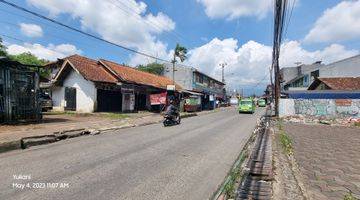 Gambar 4 Ruko Parkir Luas di Cikaret ,bogor